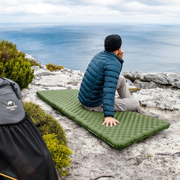 Матрац надувний надлегкий одномісний Naturehike CNK2450WS014, прямокутний зелений