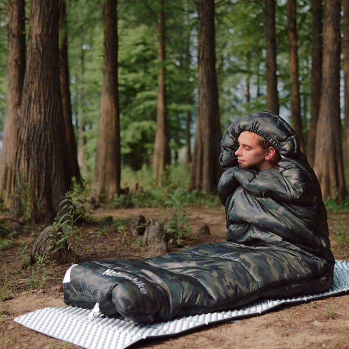 Спальний мішок з капюшоном Naturehike M320 CNK2350WS023, зелений камуфляж, лівий +15°C