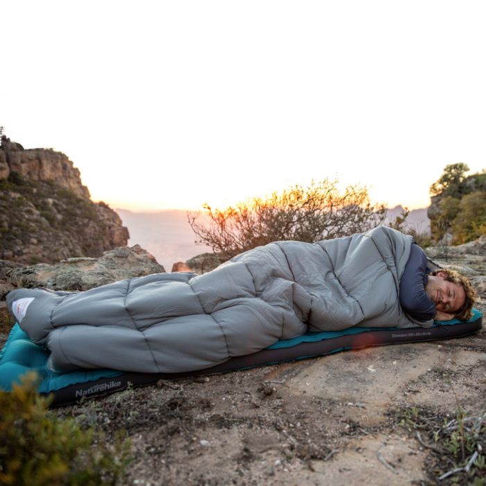 Спальний мішок Naturehike M180 CNK2350WS023 лівий, світло-зелений