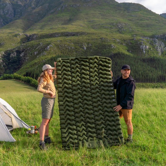 Матрац надувний одинарний Naturehike CNK2550WS019, 65 мм, із вбудованою помпою, зелений