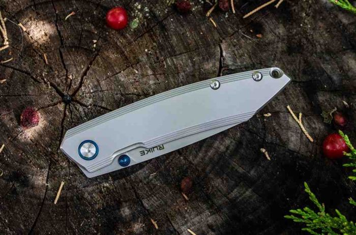 Ніж складаний Ruike P831-SF