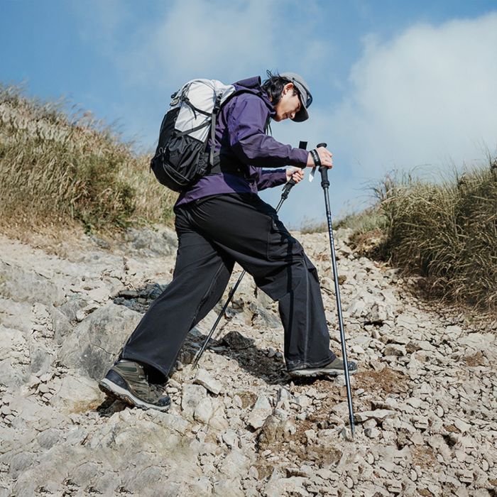 Трекінгова палиця Naturehike CNK2450DS017, 35-110 см, чорна