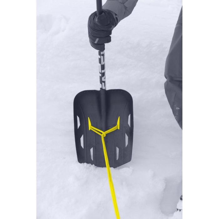 Лопата Salewa Razor