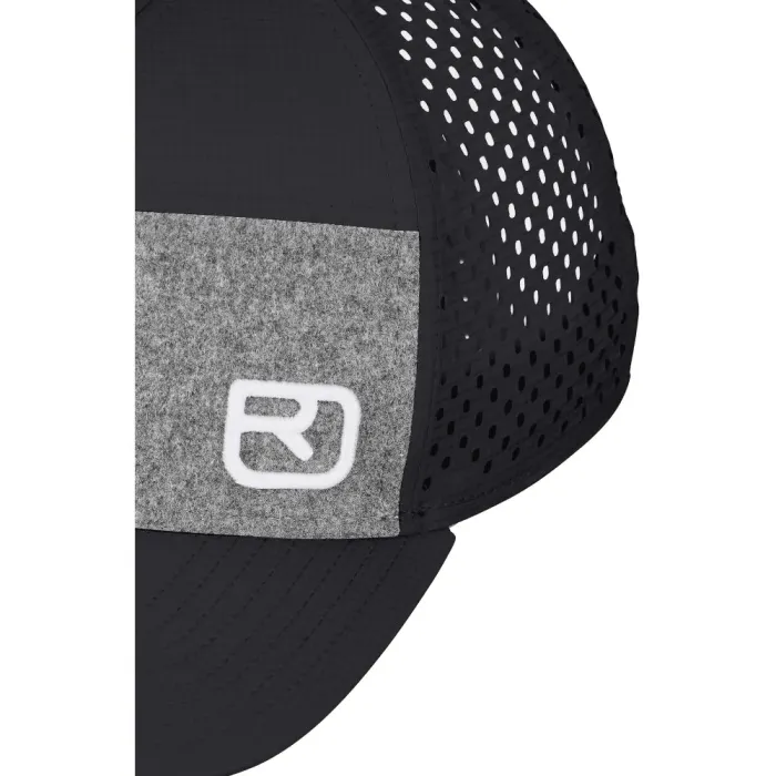 Кепка Ortovox Logo Air Trucker Cap Uni
